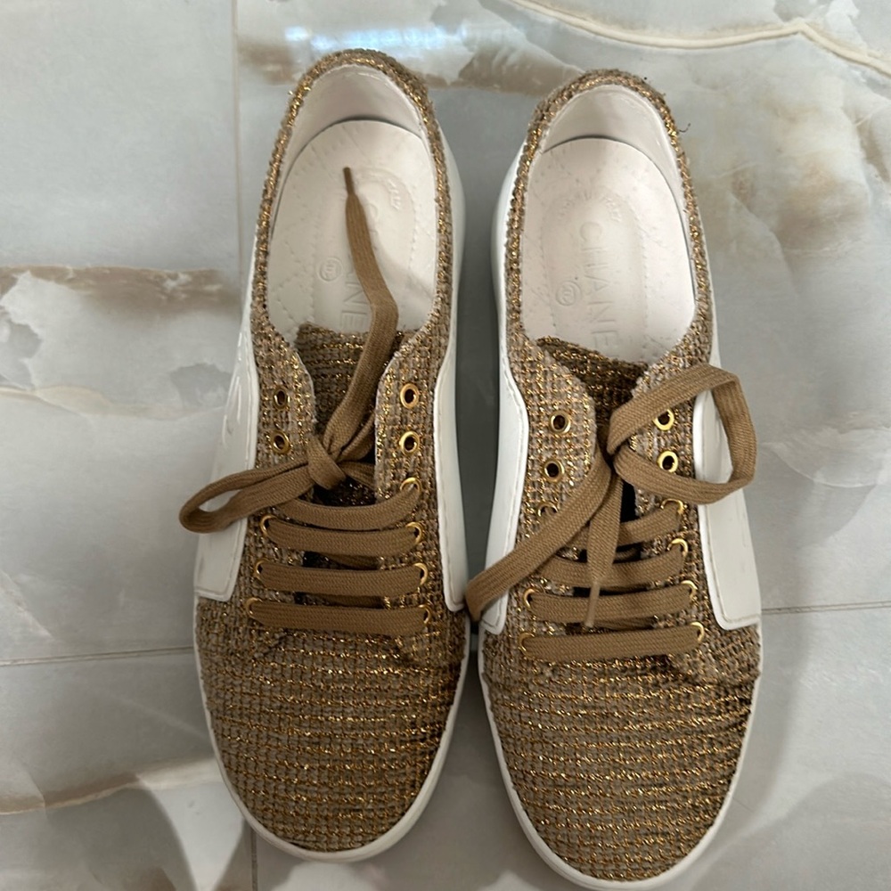 Chanel tweed sneakers size 38.5